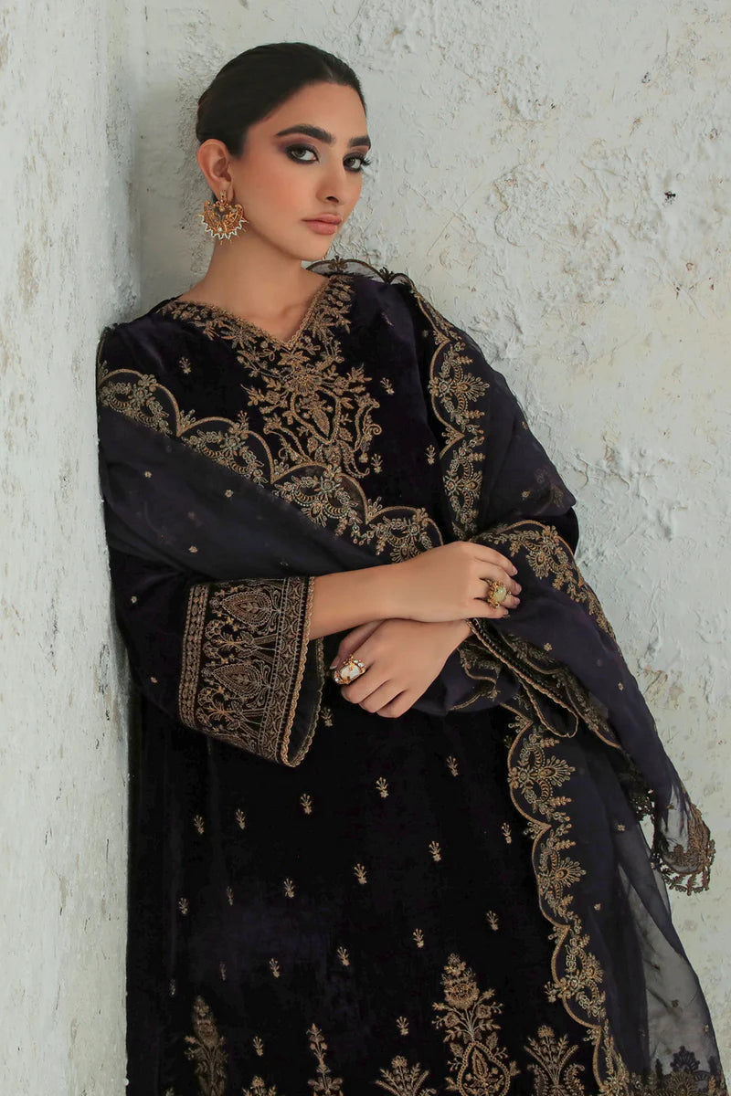 3PC Velvet Dress With Embroidered Organza Dupatta - 1019
