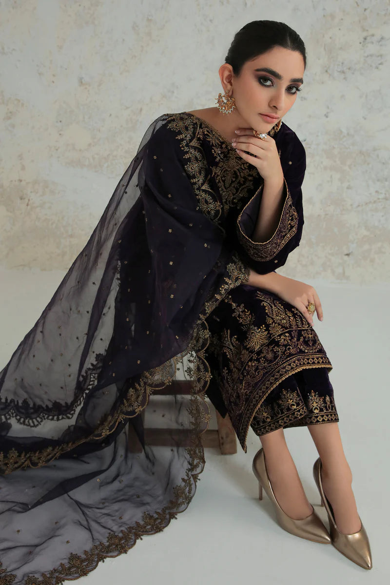 3PC Velvet Dress With Embroidered Organza Dupatta - 1019
