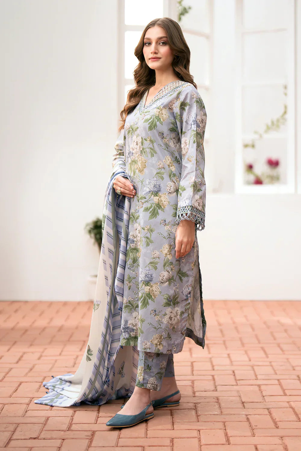 Baroque D-802 Printed three piece