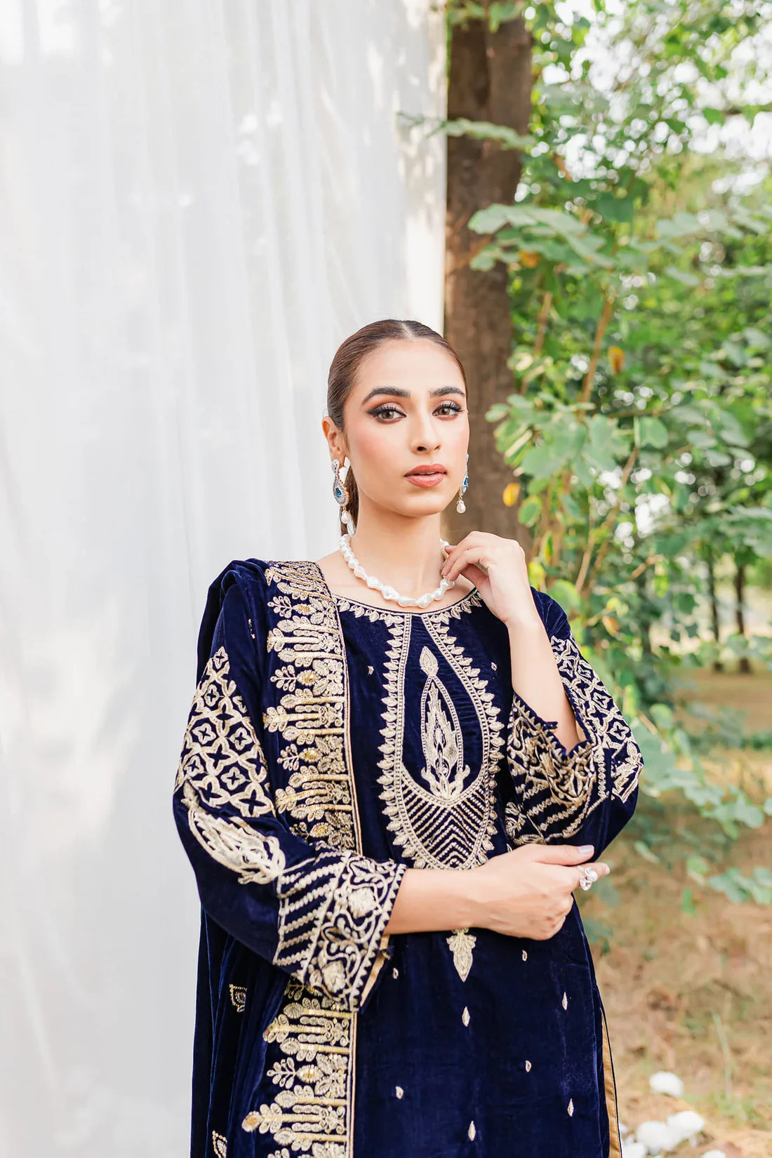 3PC Velvet Embroidered Dress With Velvet Embroidered Shawl - 1020