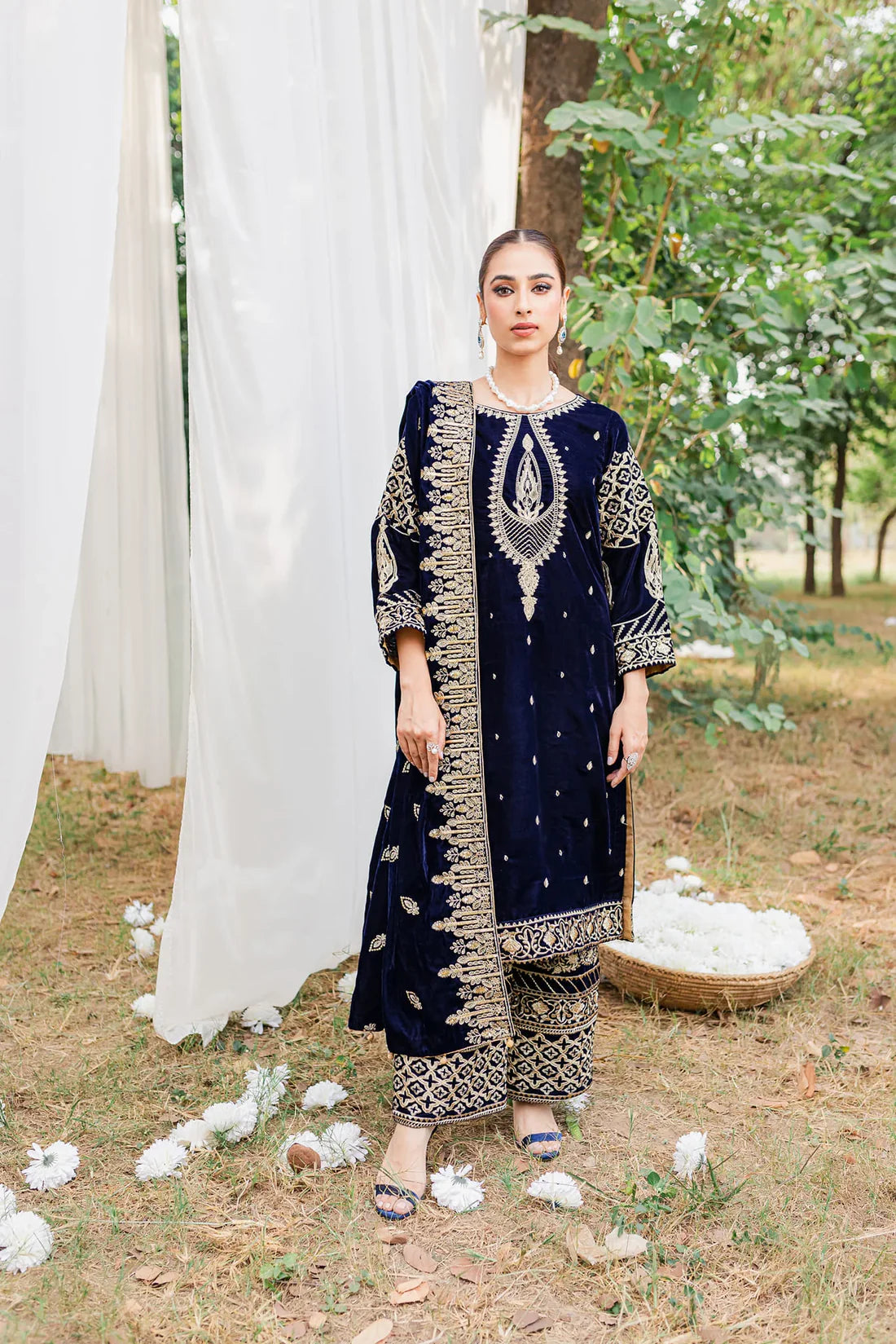3PC Velvet Embroidered Dress With Velvet Embroidered Shawl - 1020