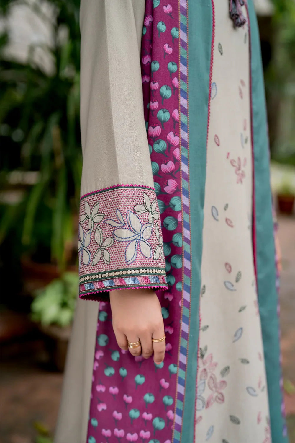 jazmin Embroidered lawn Three Piece JZ-35