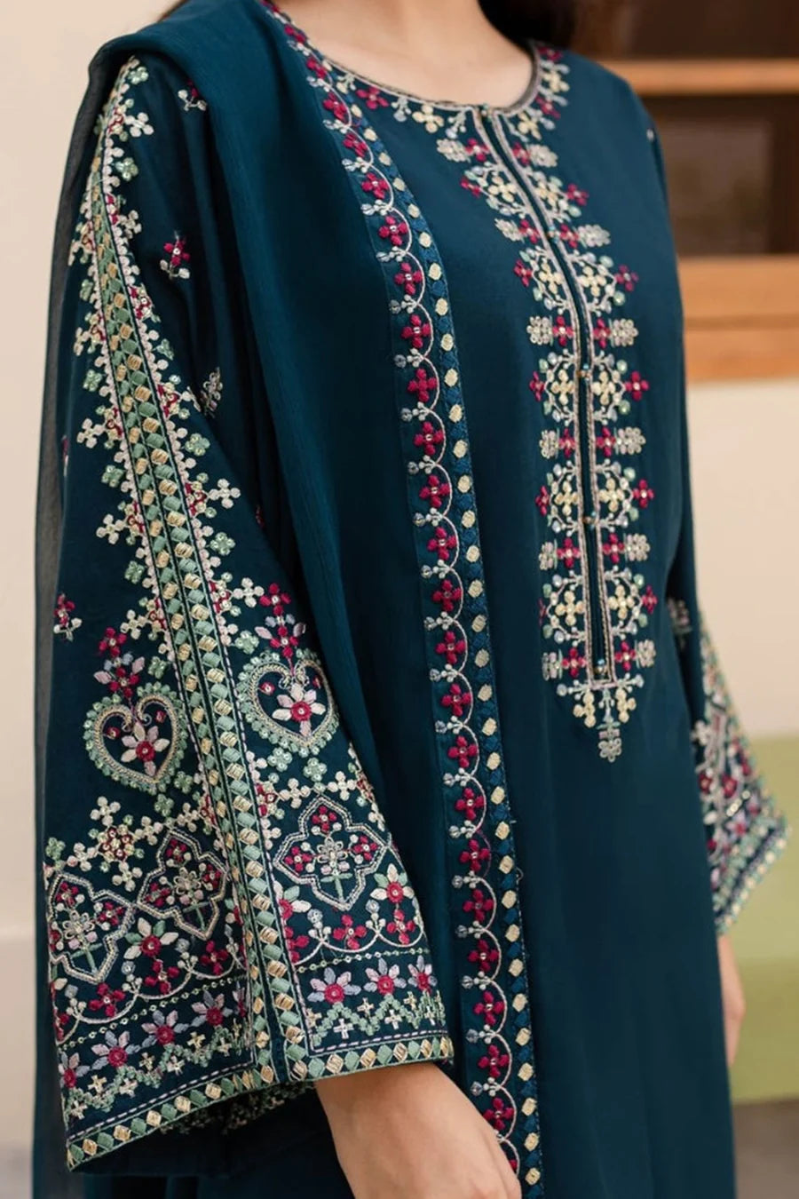 Garnet Embroidered lawn Three Piece noors