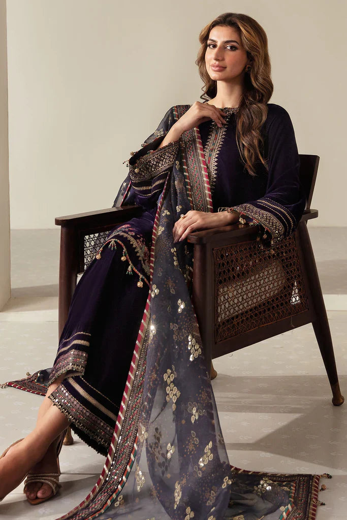 3-Piece Embroidered Velvet Suit Embroidered Organza Dupatta - 1024