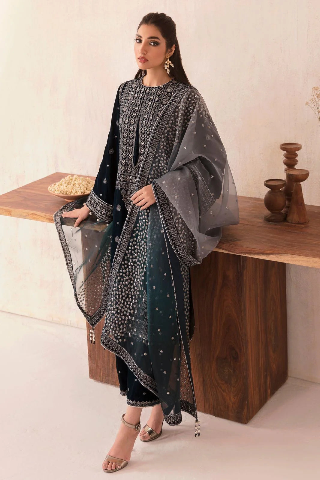 3PC Velvet Embroidered Dress With Embroidered Organza Dupatta - 1025