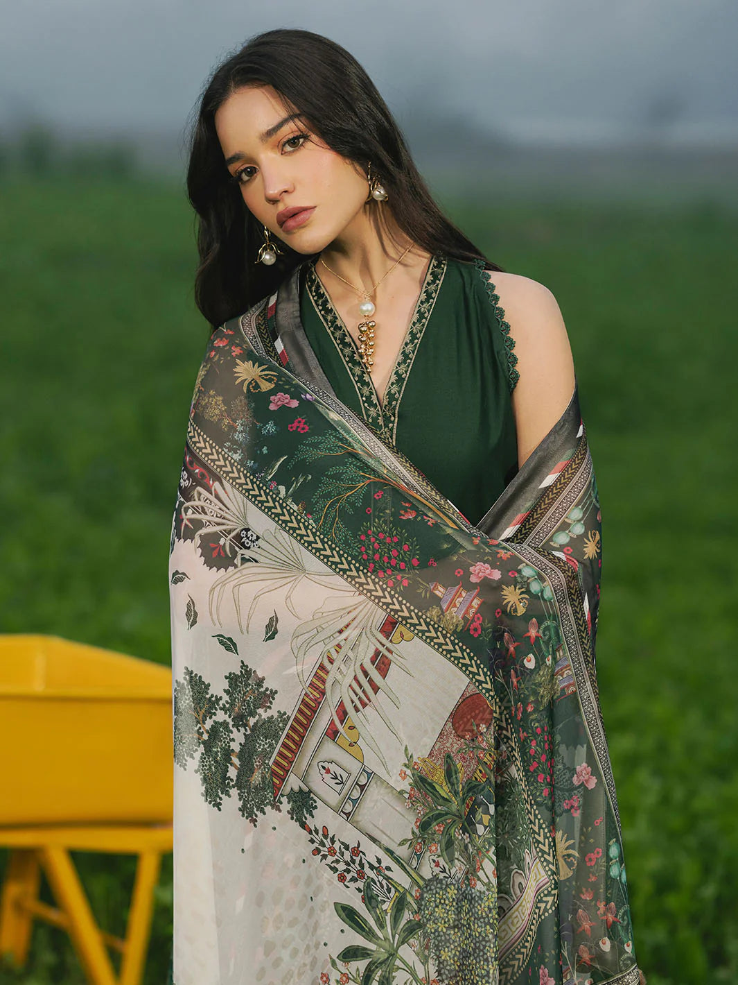 IZEL  Embroidered lawn Three Piece IZ-07