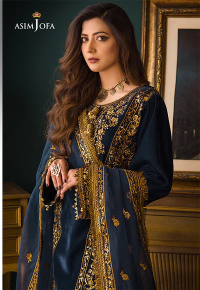 3piece Embroidered Velvet Dress - 1033