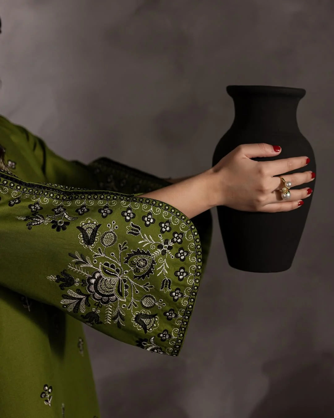 Kayseria D-21 Embroidered Two Piece Lawn Collection