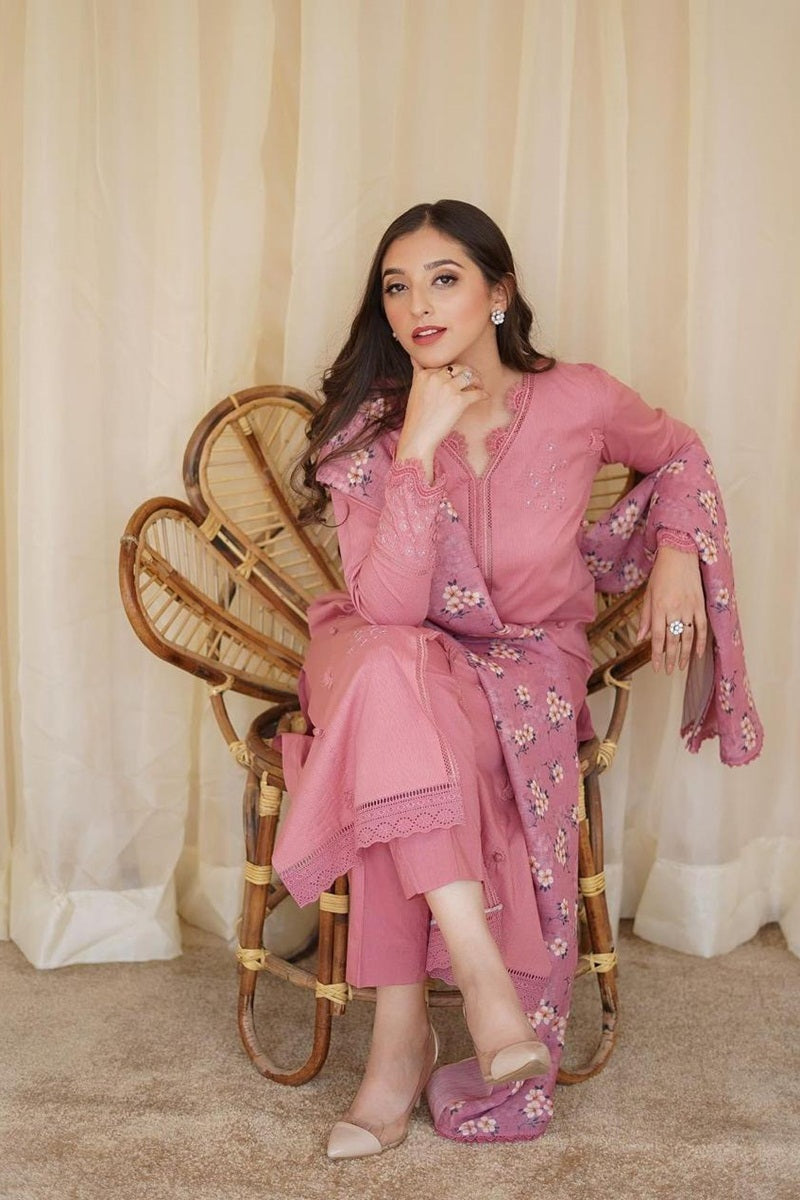 femalechoice Fcc-437 lawn Embroidered three piece
