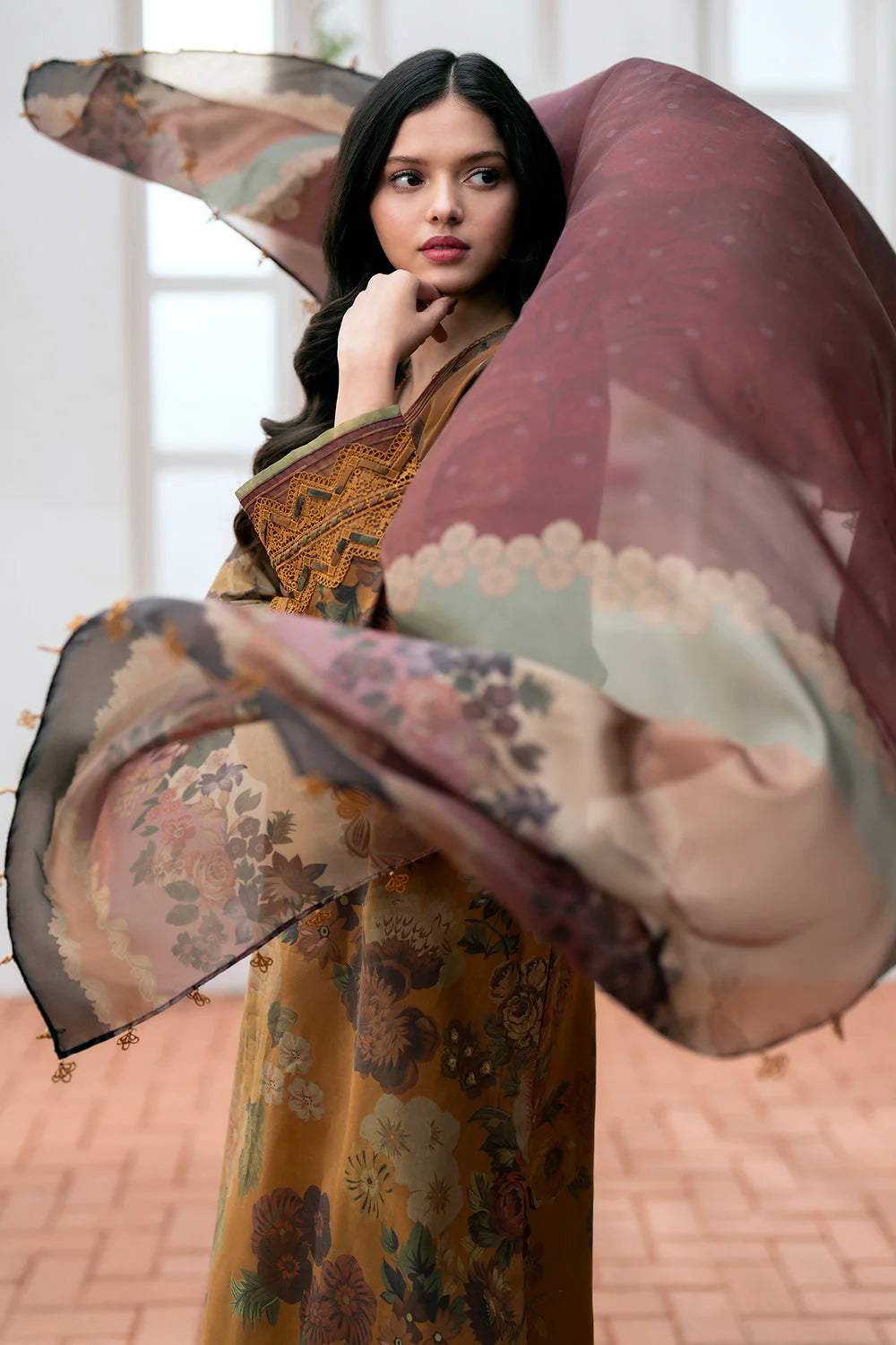 Baroque D-788 Printed three piece