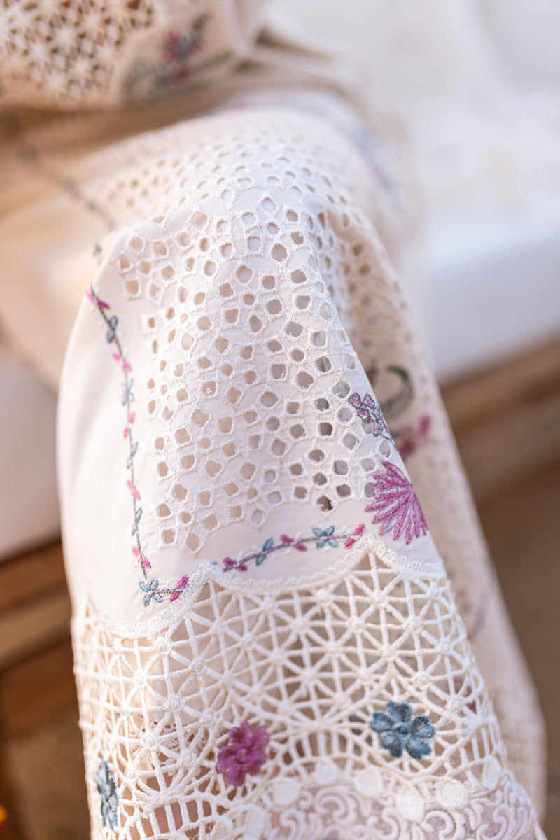 Chikenkari Qalamkar Embroidered lawn Three Piece QL-1020