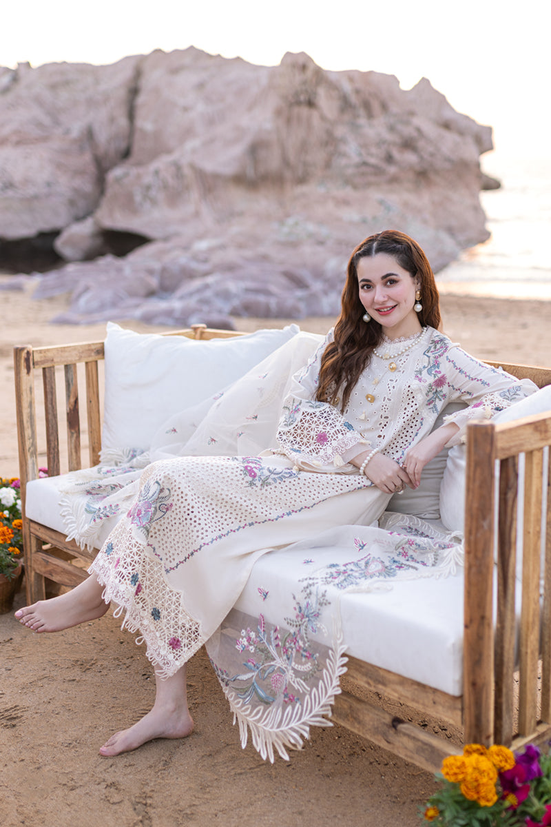 Chikenkari Qalamkar Embroidered lawn Three Piece QL-1020