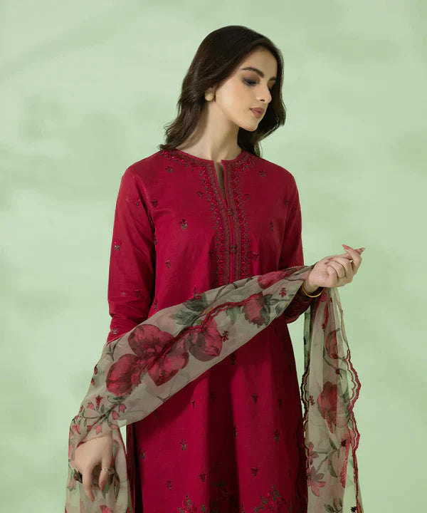 Sapphire Embroidered lawn Three Piece SPW-751