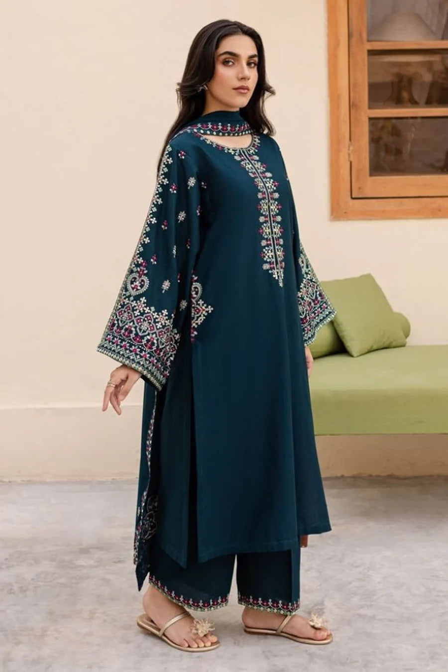 Garnet Embroidered lawn Three Piece noors