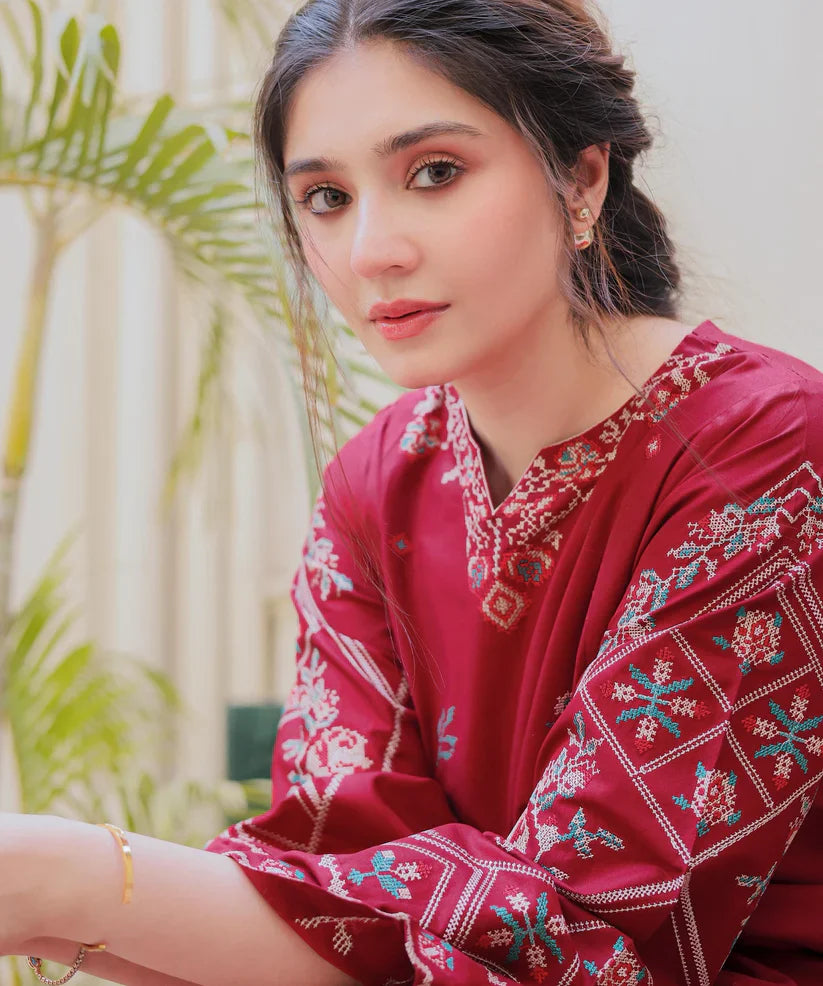 Kayseria D-90  Embroidered Two Piece Lawn Collection