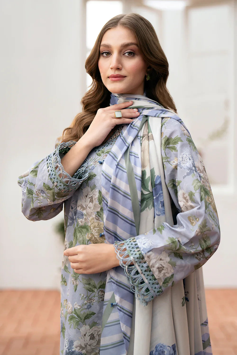 Baroque D-802 Printed three  piece