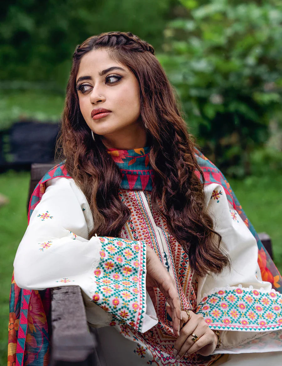Sapphire Embroidered 3PCS Summer Lawn Collection SP-204