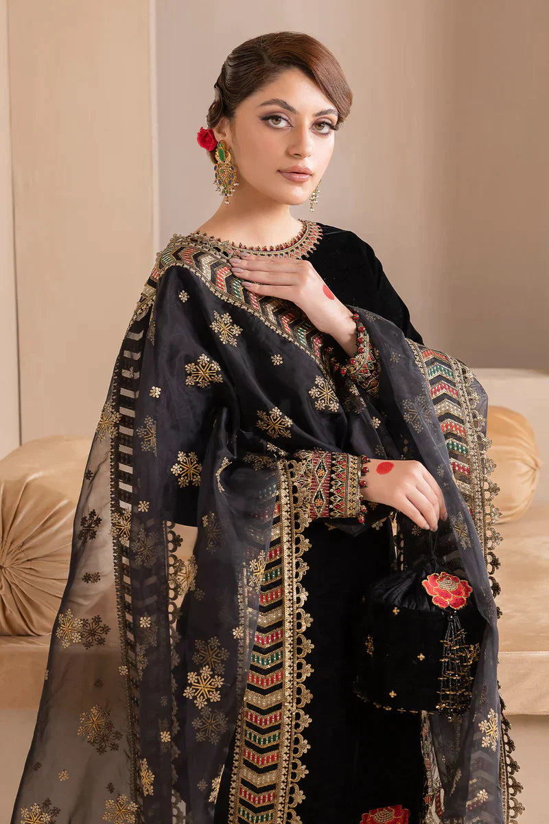 3PC Embroidered Velvet Dress With Organza embroidered Dupatta - 1012