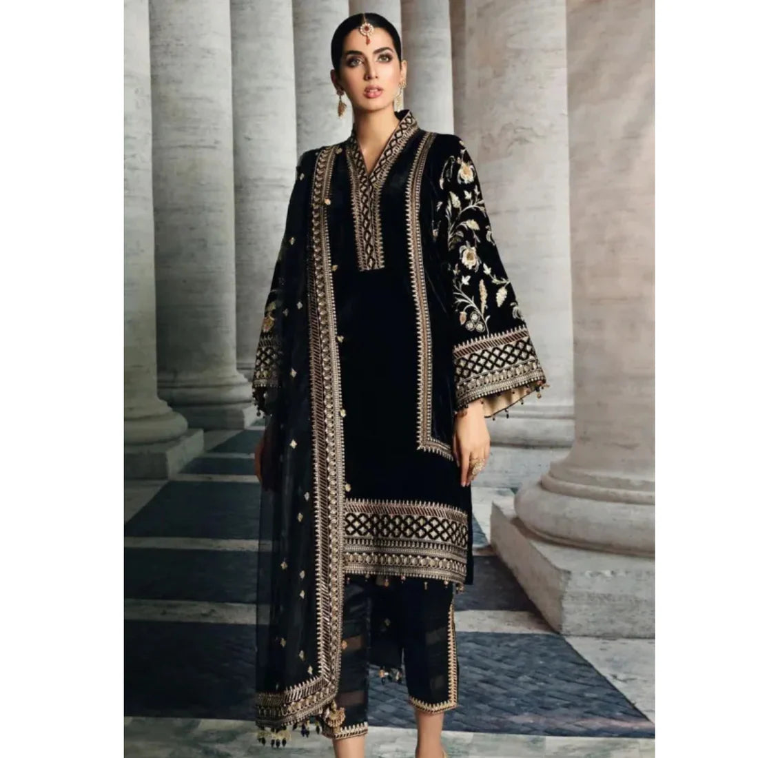 3PC Velvet Embroidered Dress With Organza Embroidered Shawl - 1013