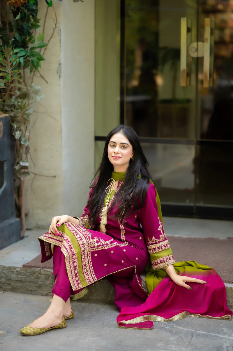 OMAL by komal OC-01  Embroidered Lawn Three Piece Summer Collection