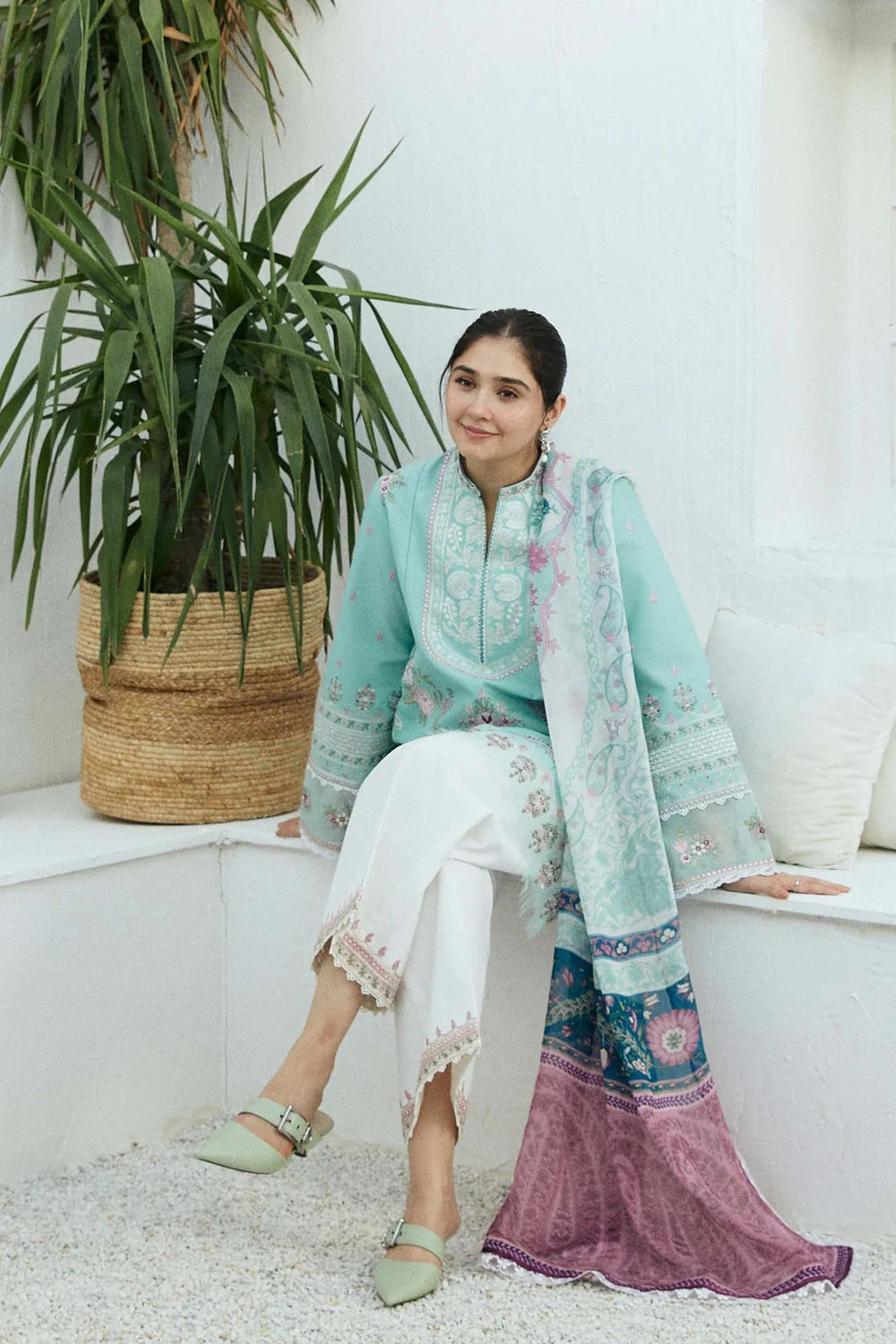 Zarashahjhan Embroidered lawn Three Piece COCO-01