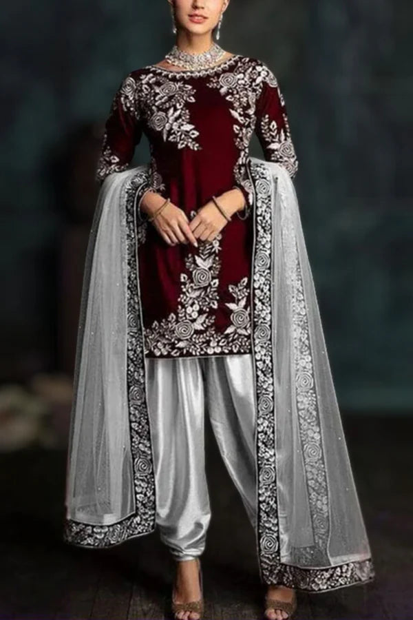 Embroidered Velvet 3-Piece Dress with Organza Dupatta - 1005