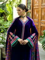 Regal Charm 1017